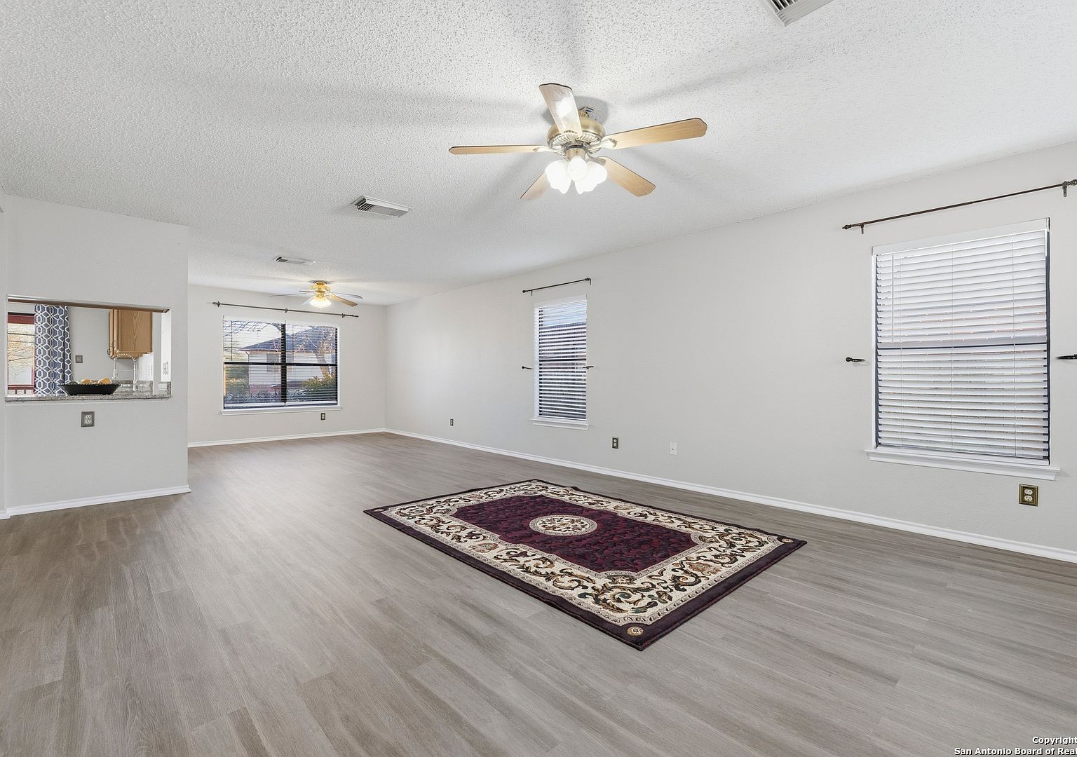 1048 Sycamore Schertz, TX 78154 - Thumbnail 4