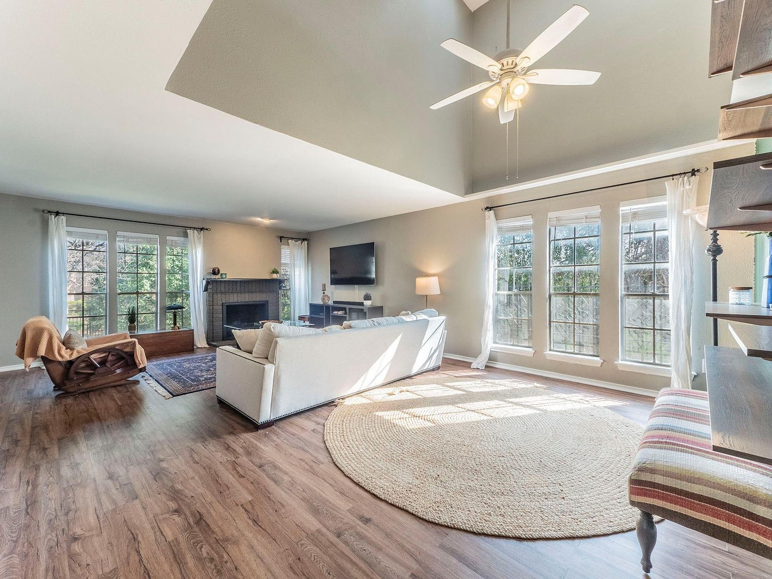 2110 Morley Dr Austin, TX 78752 - Thumbnail 4