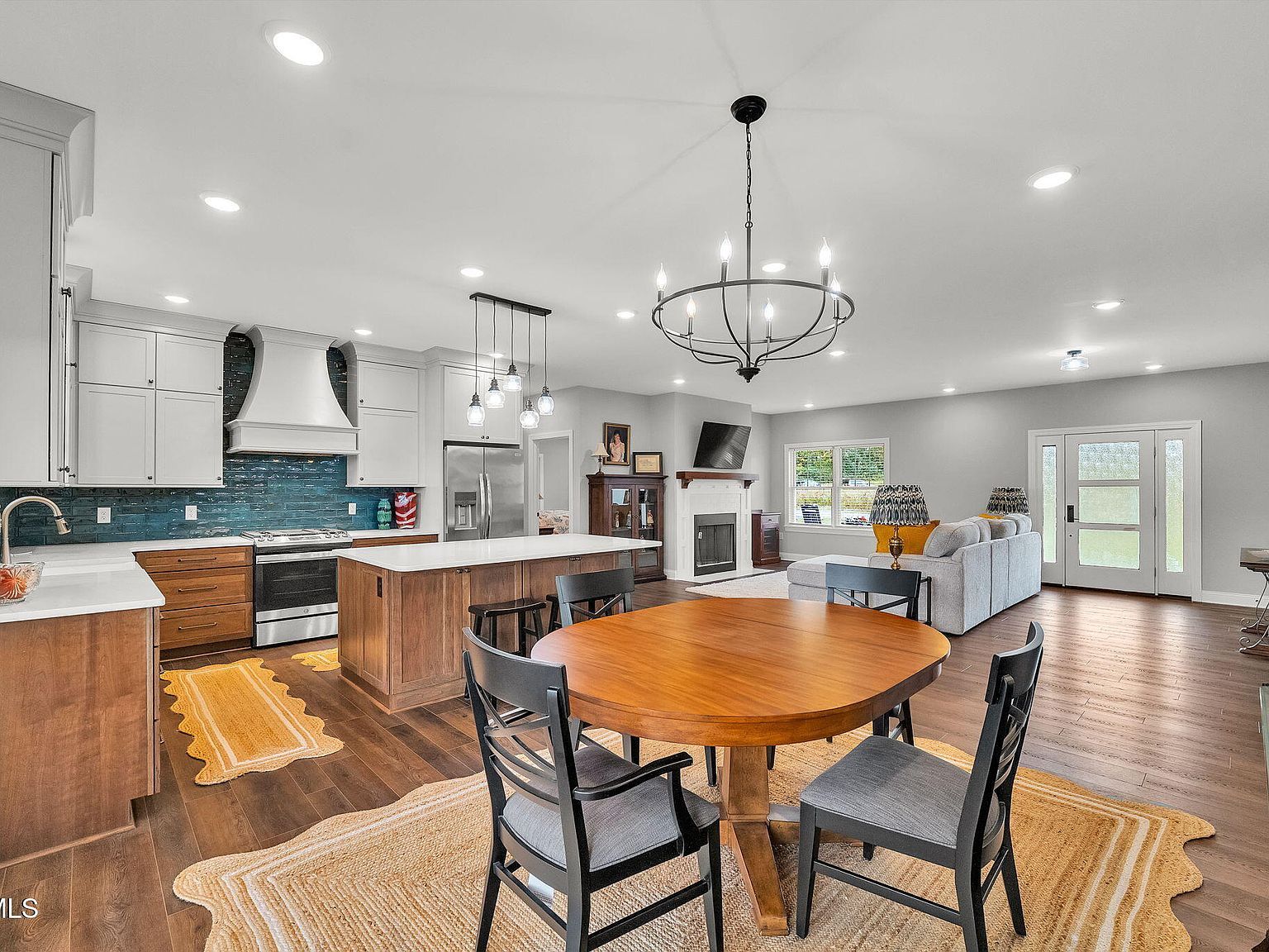 182 Saint Johns Way Chilhowie, VA 24319 - Thumbnail 4