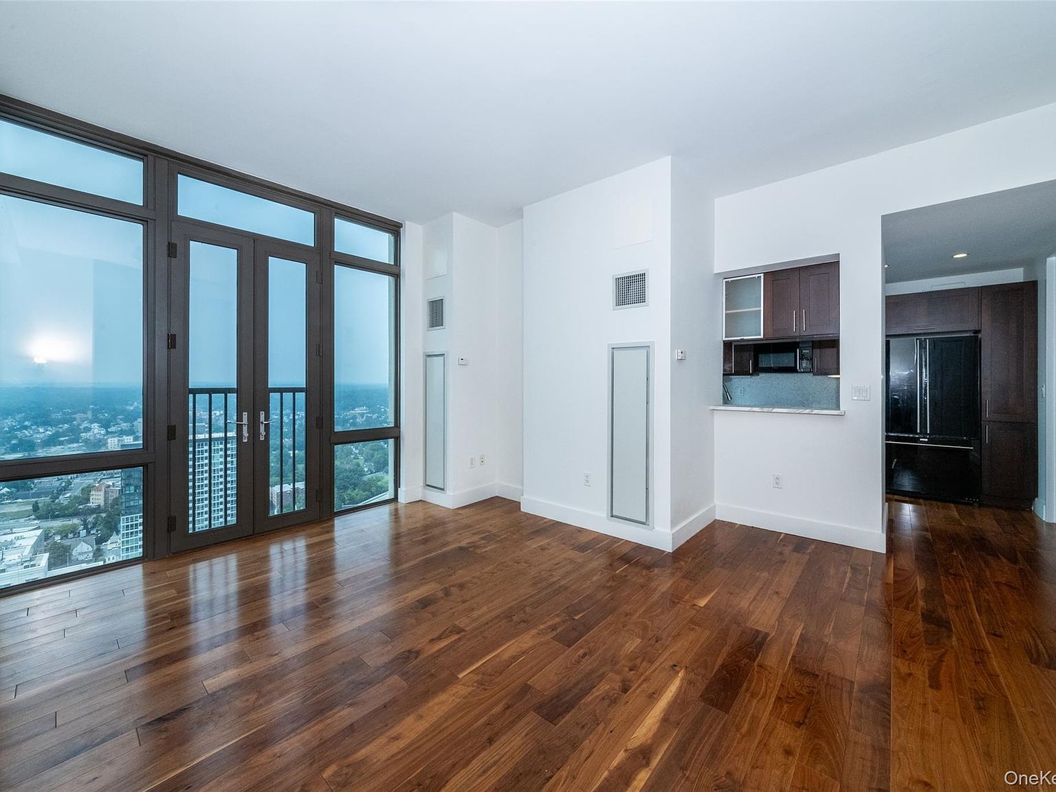 175 Huguenot St #PENTHOUSE 204 New Rochelle, NY 10801 - Thumbnail 4