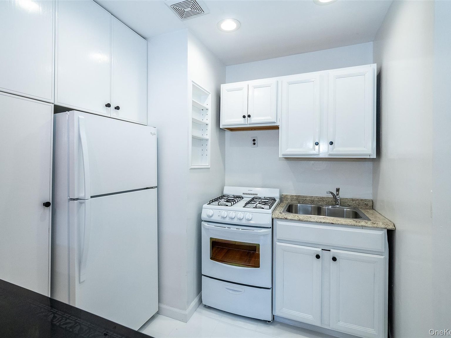 2221 Palmer Ave APT 3D New Rochelle, NY 10801 - Thumbnail 4