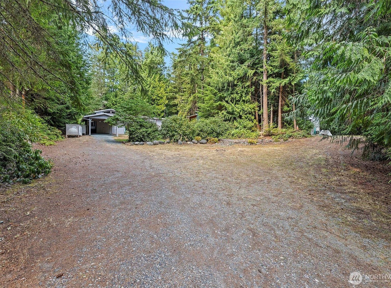 7589 Bailey Rd Clinton, WA 98236 - Thumbnail 4