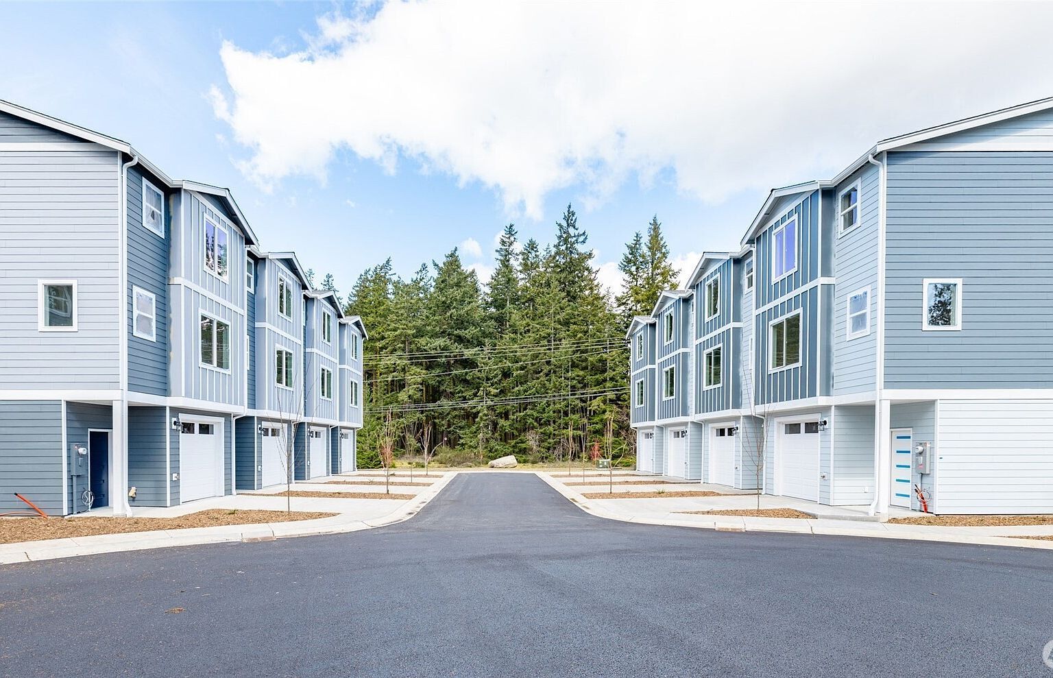 945 NW Heller St #C2 Oak Harbor, WA 98277 - Thumbnail 4