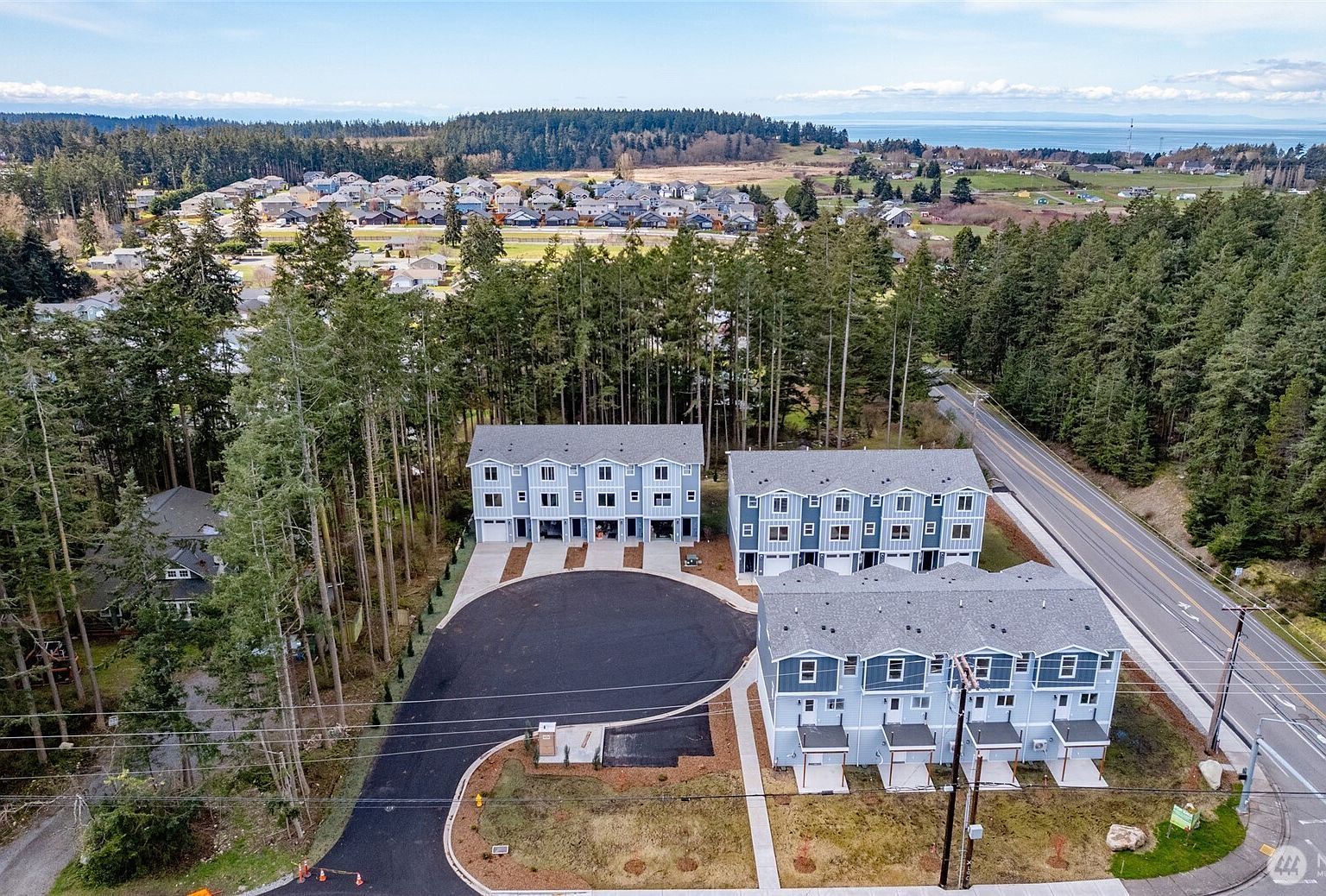 945 NW Heller St #A2 Oak Harbor, WA 98277 - Thumbnail 4