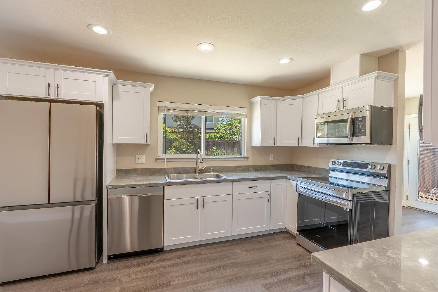 1600 Valerie Ln Tracy, CA 95376 - Thumbnail 4