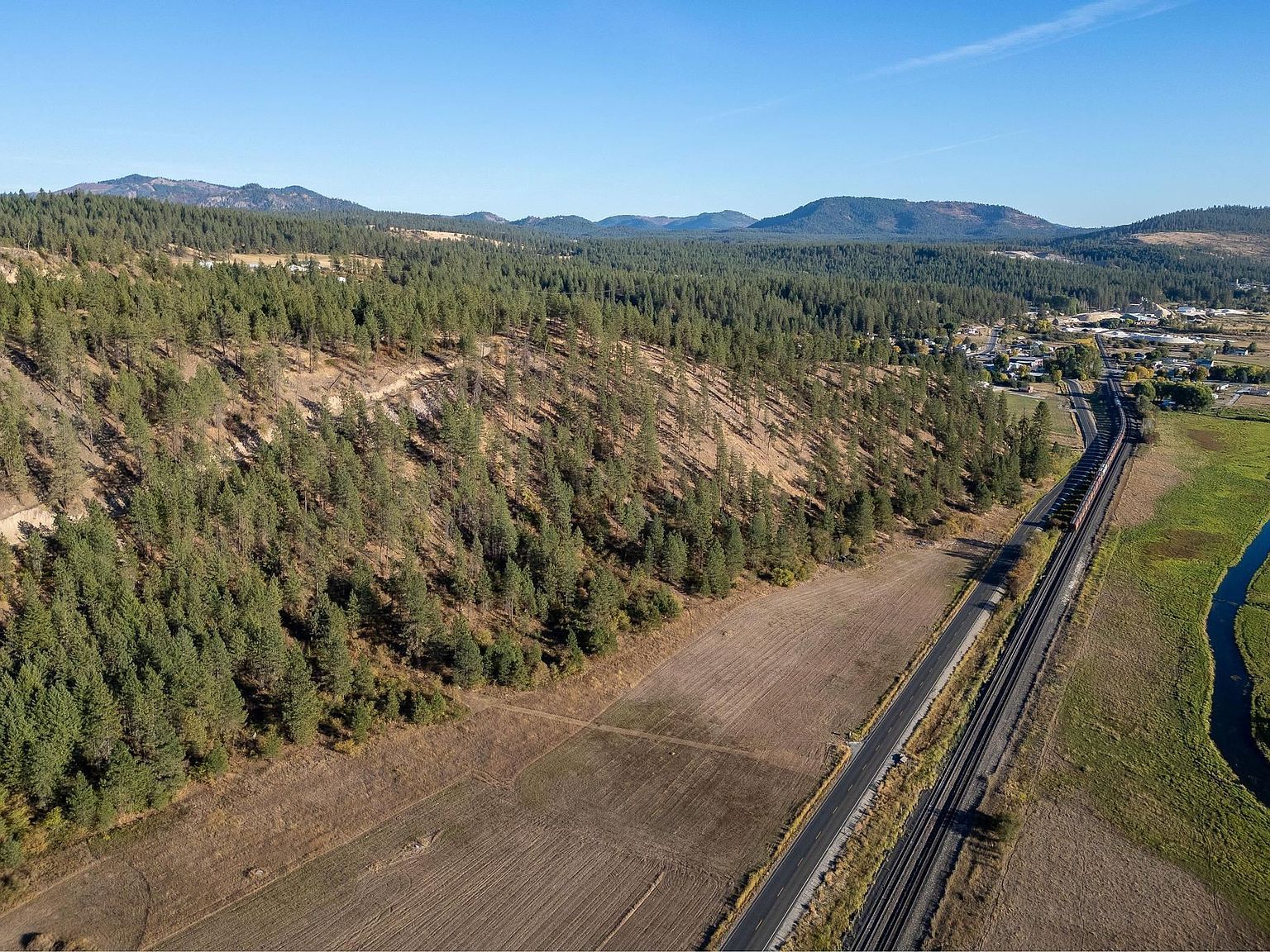 231 W Valley Ave Chewelah, WA 99109 - Thumbnail 4