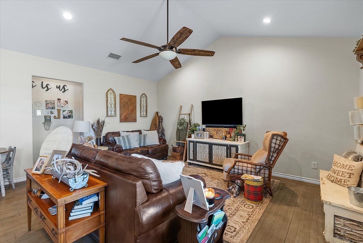 226 Pvt Rd #3251 Alice, TX 78332 - Thumbnail 4