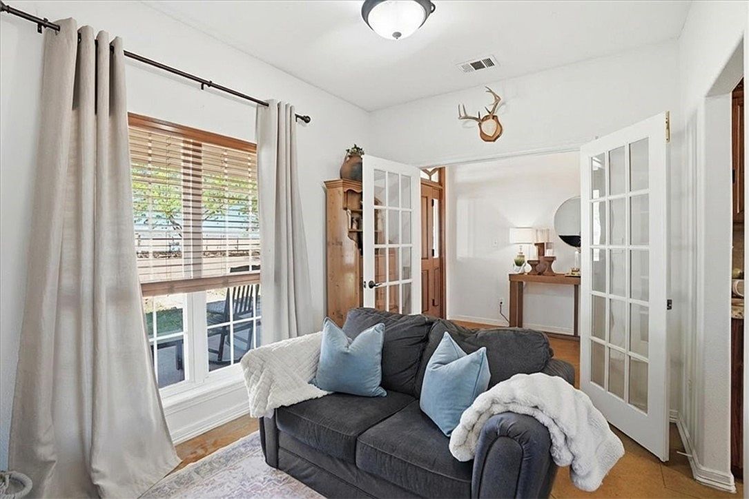 279 County Road 302 George West, TX 78022 - Thumbnail 4