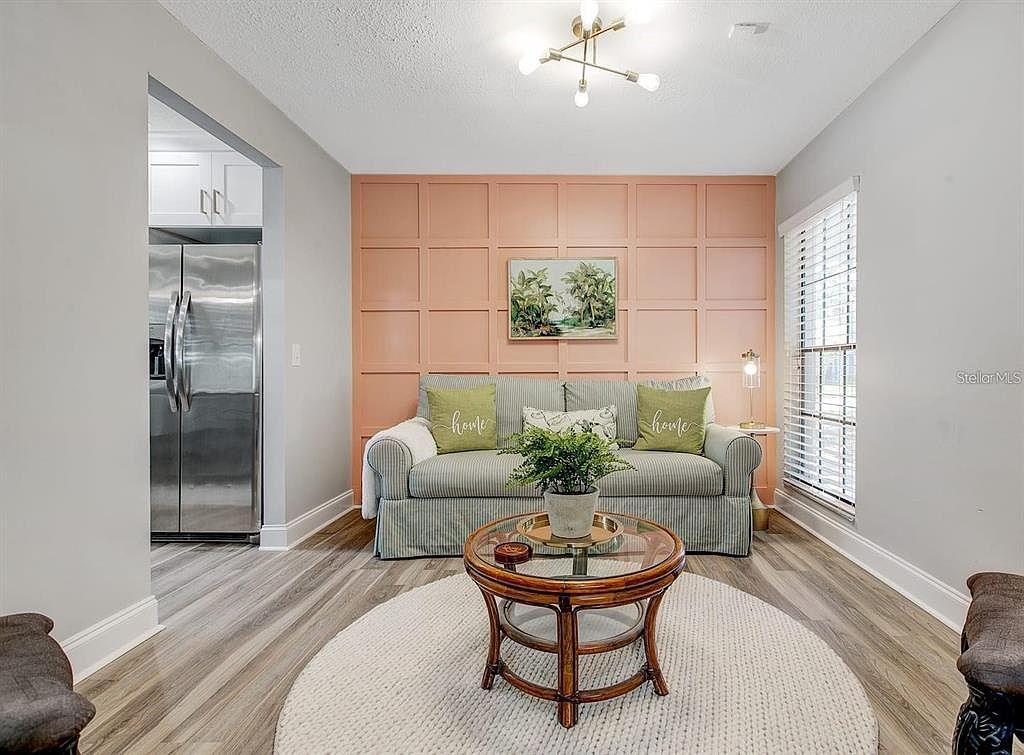 1330 Peachfield Dr Valrico, FL 33596 - Thumbnail 4