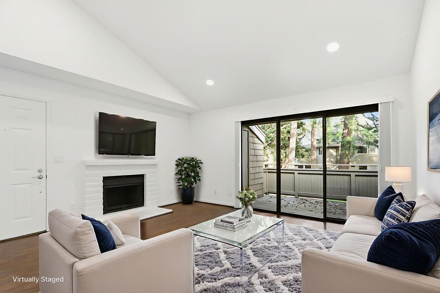 5688 Makati Cir APT H San Jose, CA 95123 - Thumbnail 4