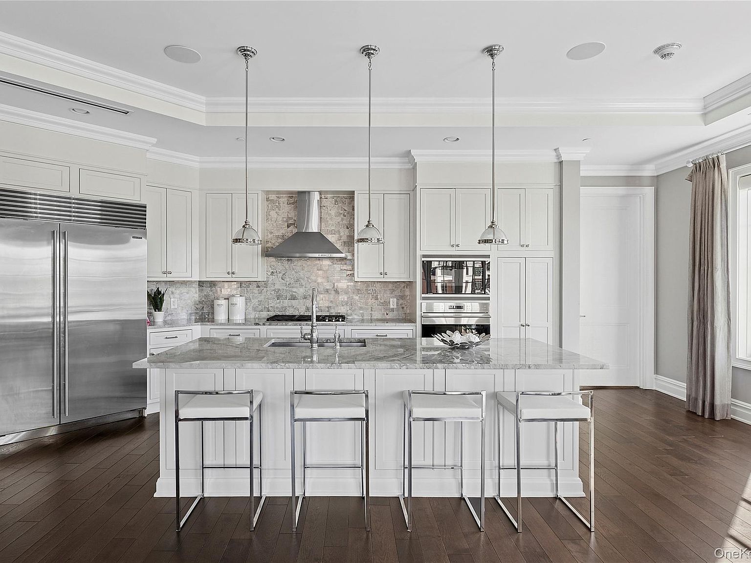 1000 Royal Ct Unit 1207 North Hills, NY 11040 - Thumbnail 4