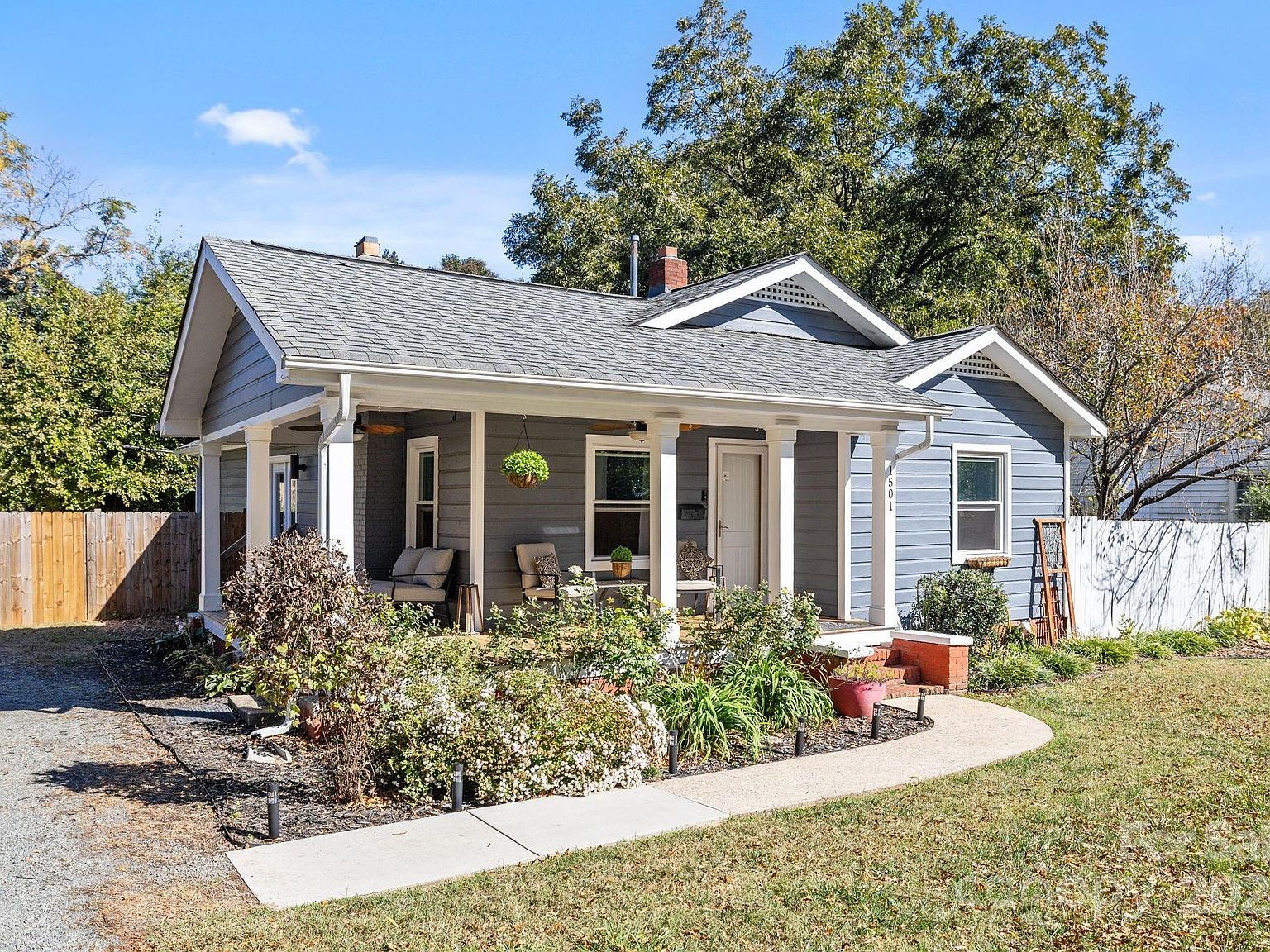 1501 Herrin Ave Charlotte, NC 28205 - Thumbnail 4