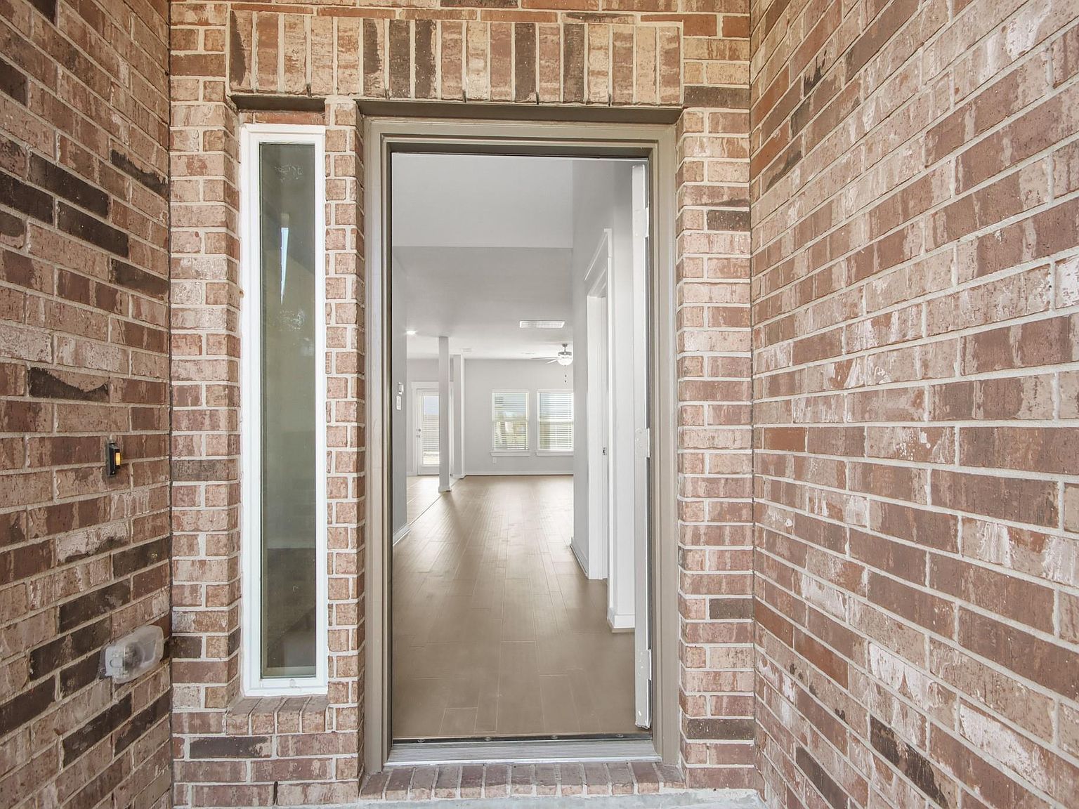 30311 Kingston Heath Dr Cleveland, TX 77327 - Thumbnail 4