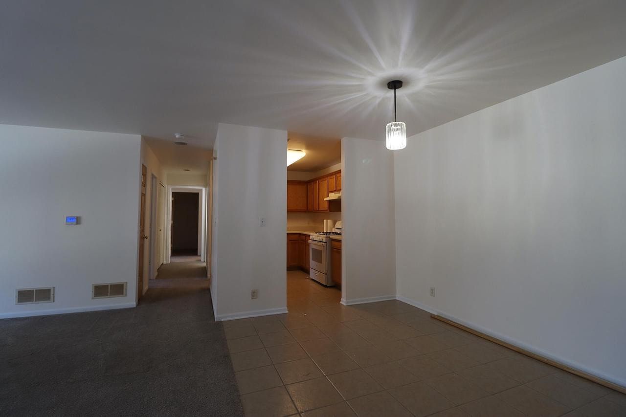 219 Franklin St Unit C Delavan, WI 53115 - Thumbnail 4