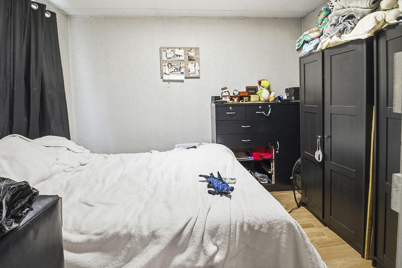 3630 E Barnard Ave Cudahy, WI 53110 - Thumbnail 4