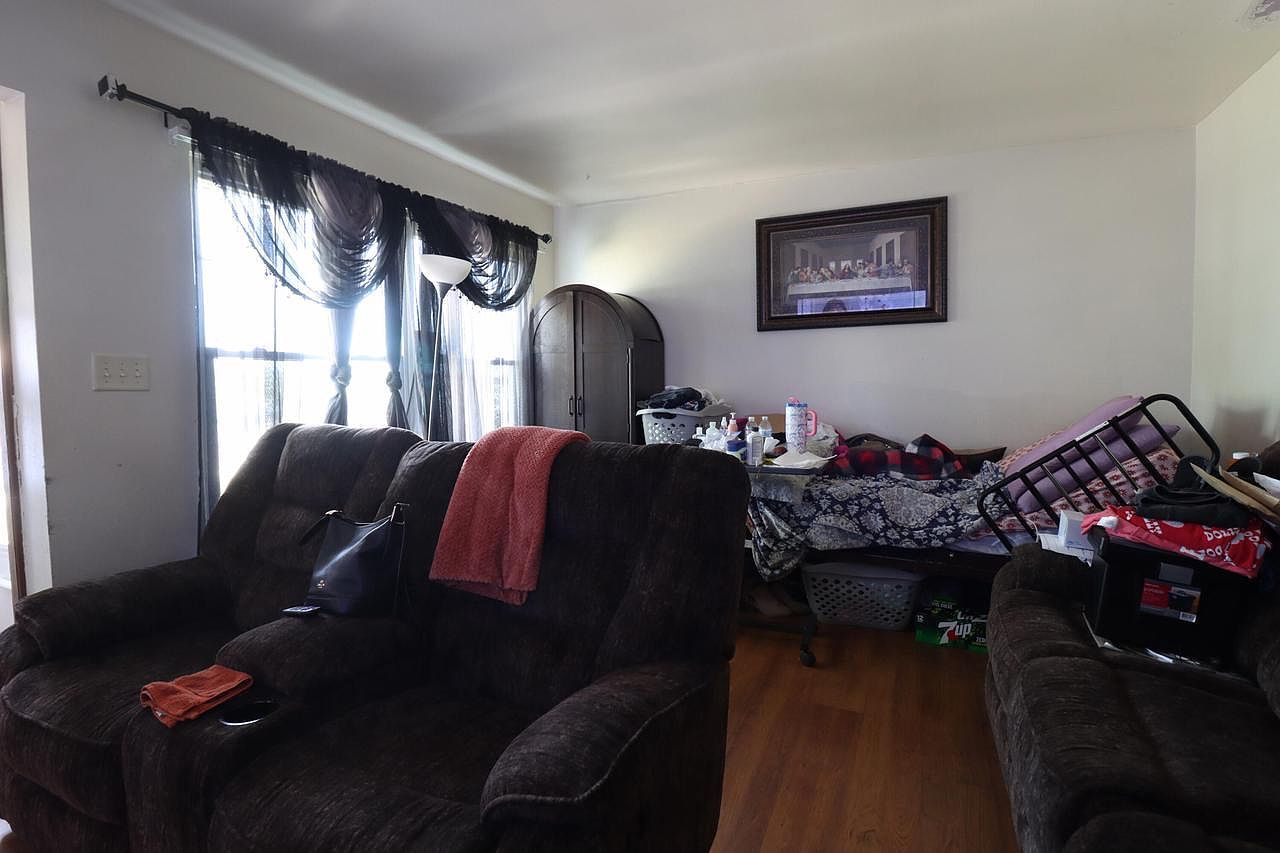 5409 Byrd Ave Racine, WI 53406 - Thumbnail 4