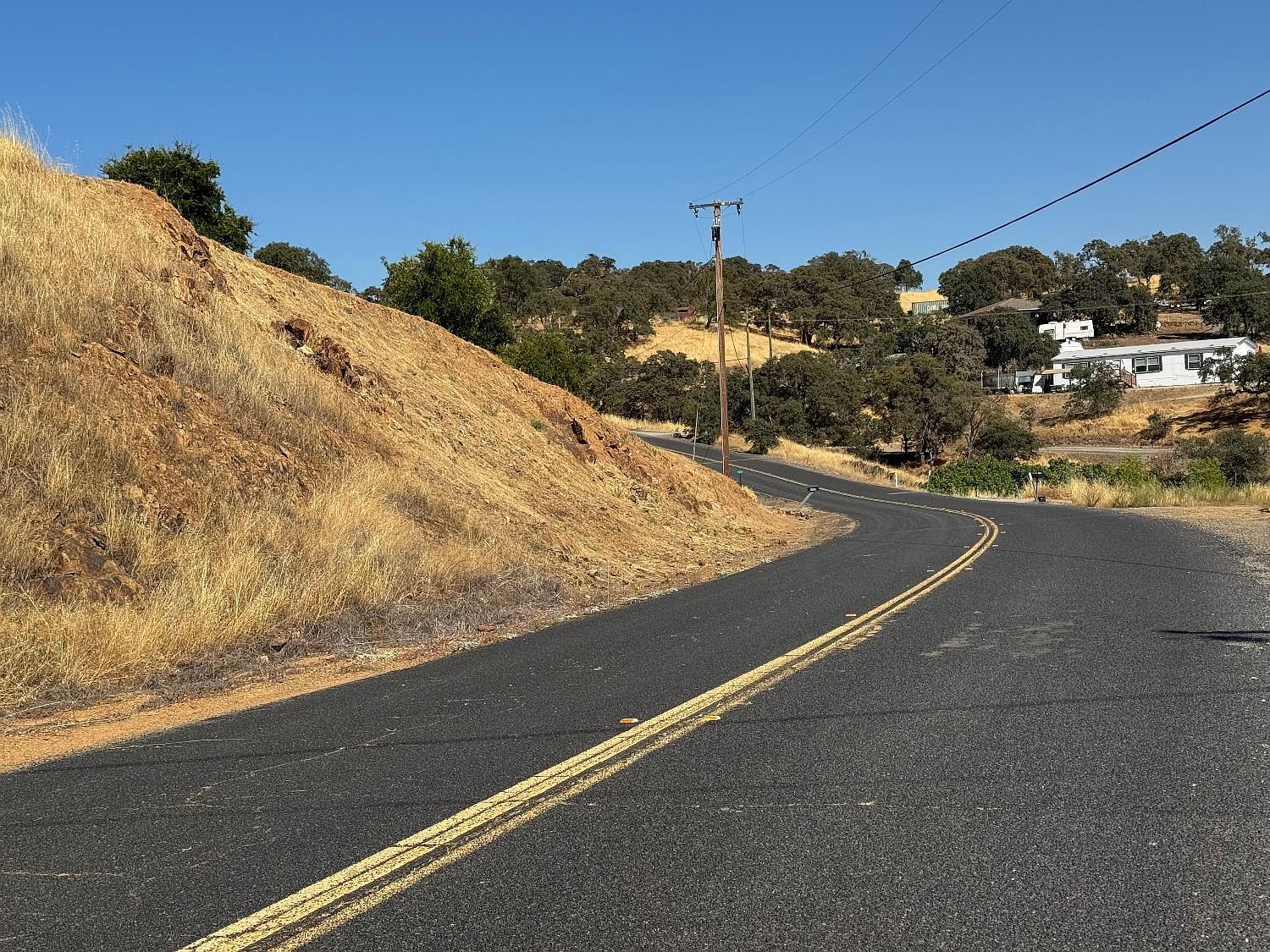 9185 Banderilla Dr La Grange, CA 95329 - Thumbnail 4