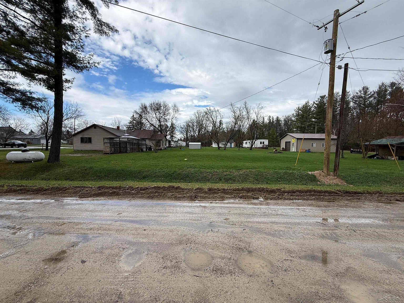 1450 Sheldon Rd Alger, MI 48610 - Thumbnail 4