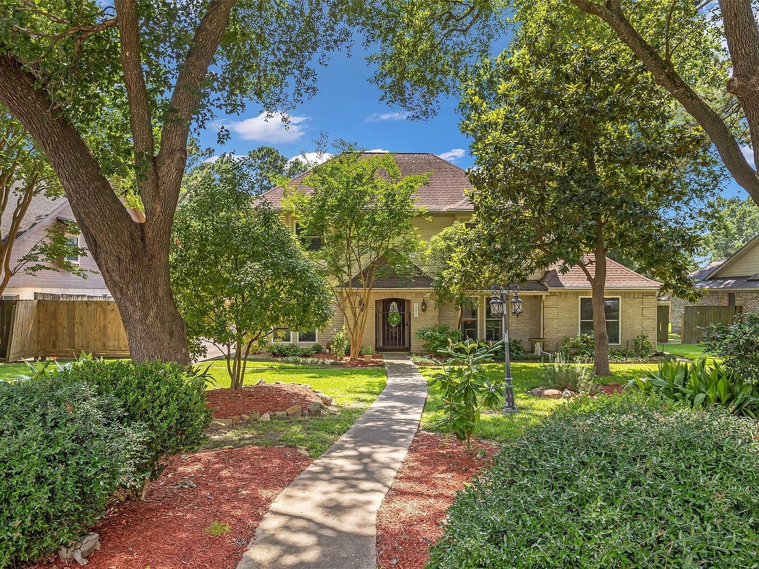 19611 Suncove Ln Humble, TX 77346 - Thumbnail 4