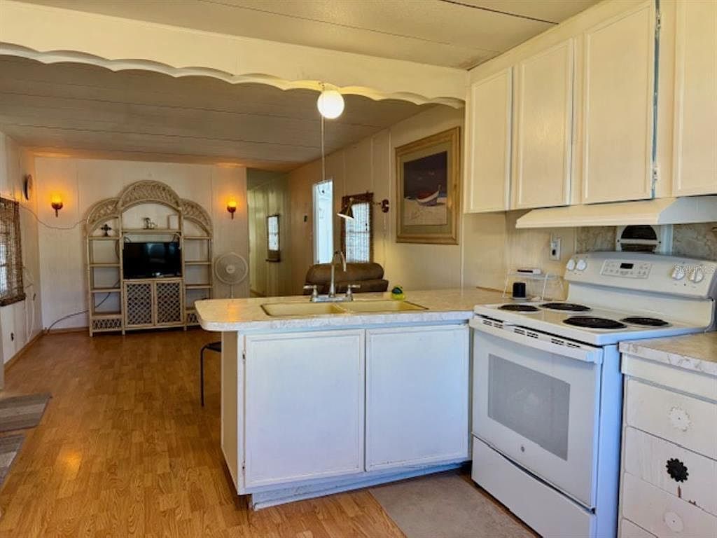 5791 Holiday Park Blvd North Port, FL 34287 - Thumbnail 4