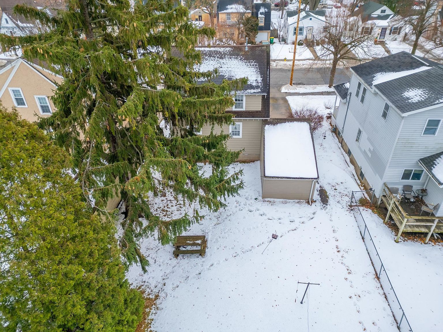 952 Bond St Green Bay, WI 54303 - Thumbnail 4