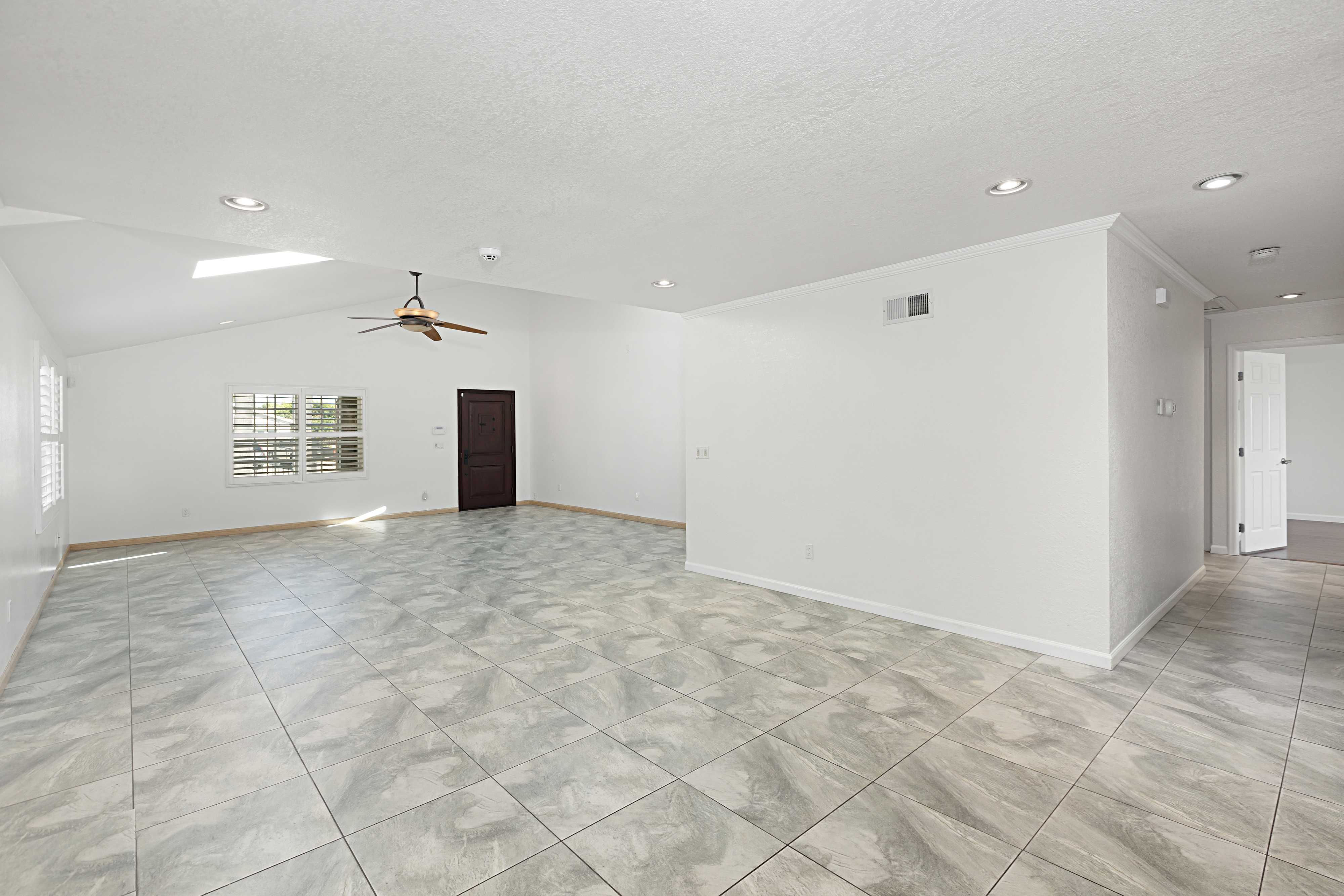 1624 Hartwell Court, San Diego, CA, USA, 92114 - Thumbnail 4