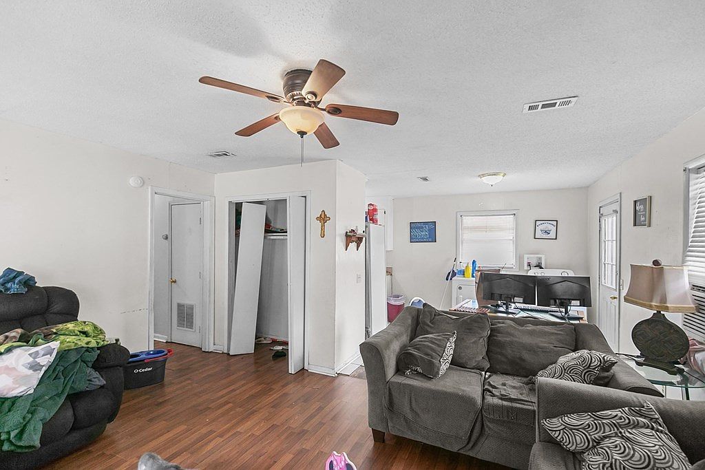 158 Belcher Ave Ozark, AL 36360 - Thumbnail 4