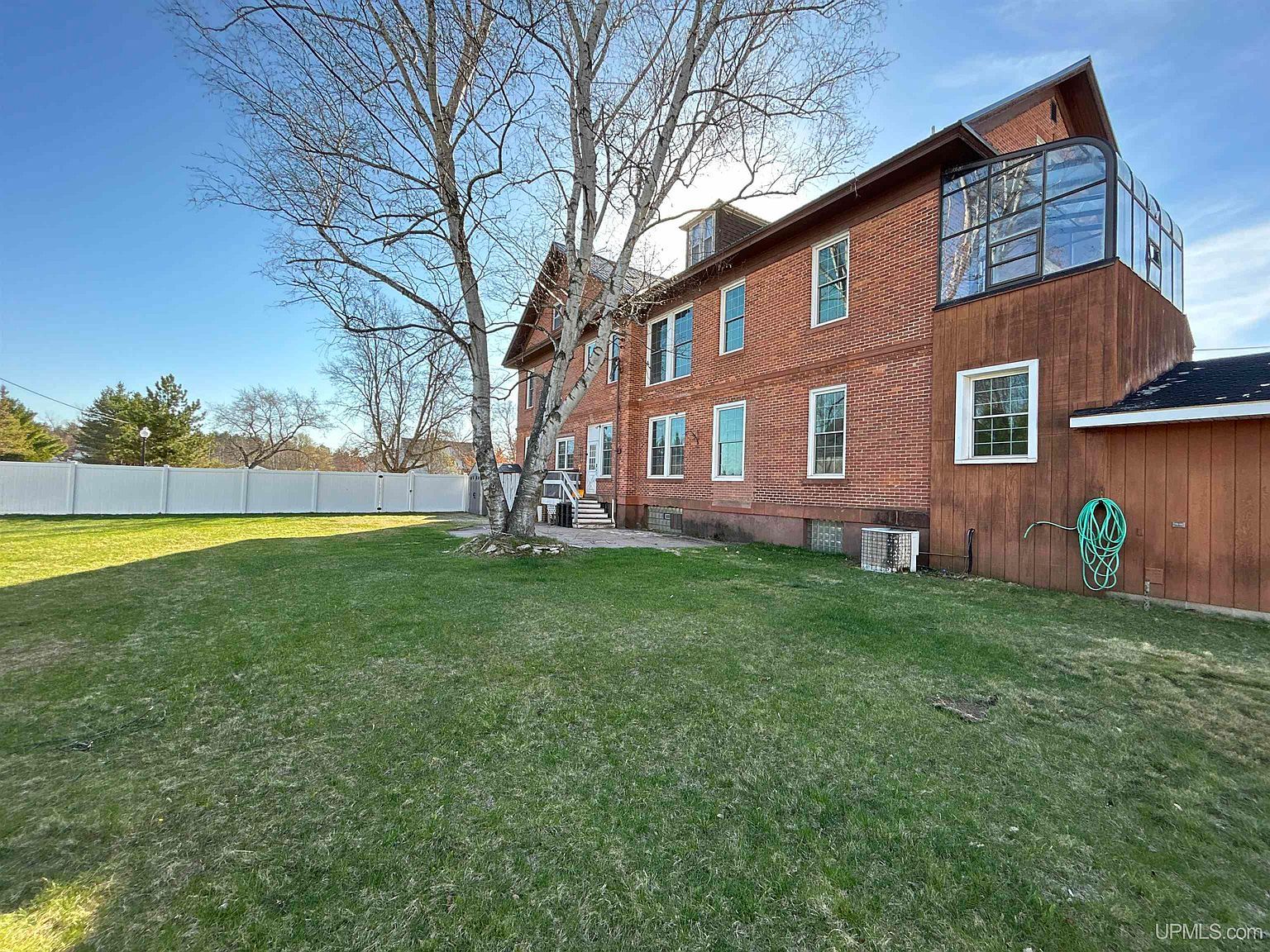 258 W Jasper St Gwinn, MI 49841 - Thumbnail 4