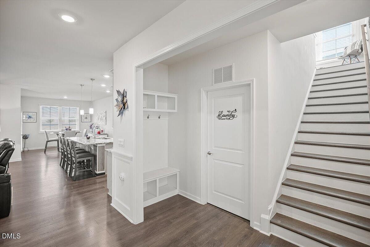 2131 Knight Crossing Rd Durham, NC 27703 - Thumbnail 4