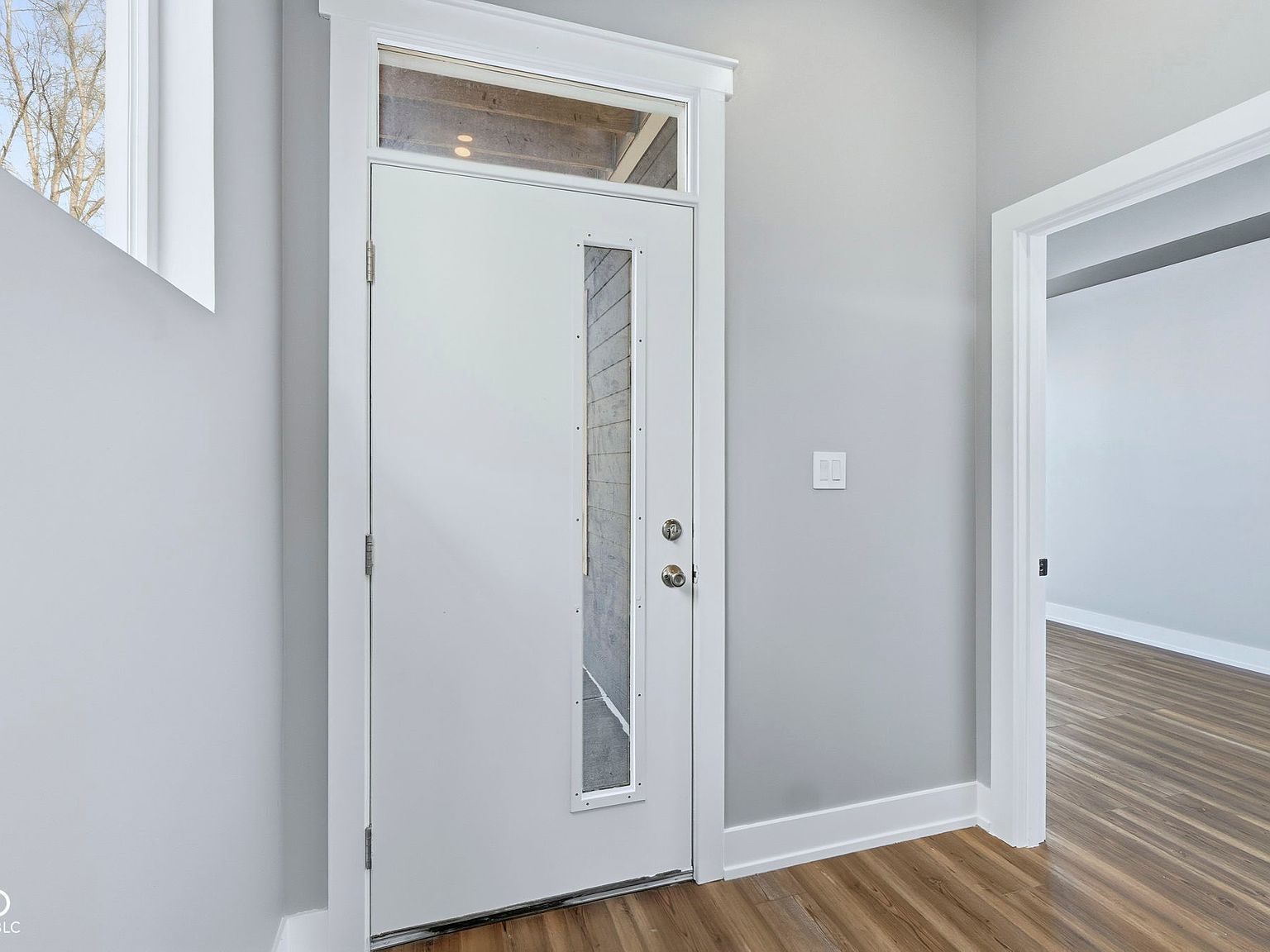 353 E Minnesota St Indianapolis, IN 46225 - Thumbnail 4