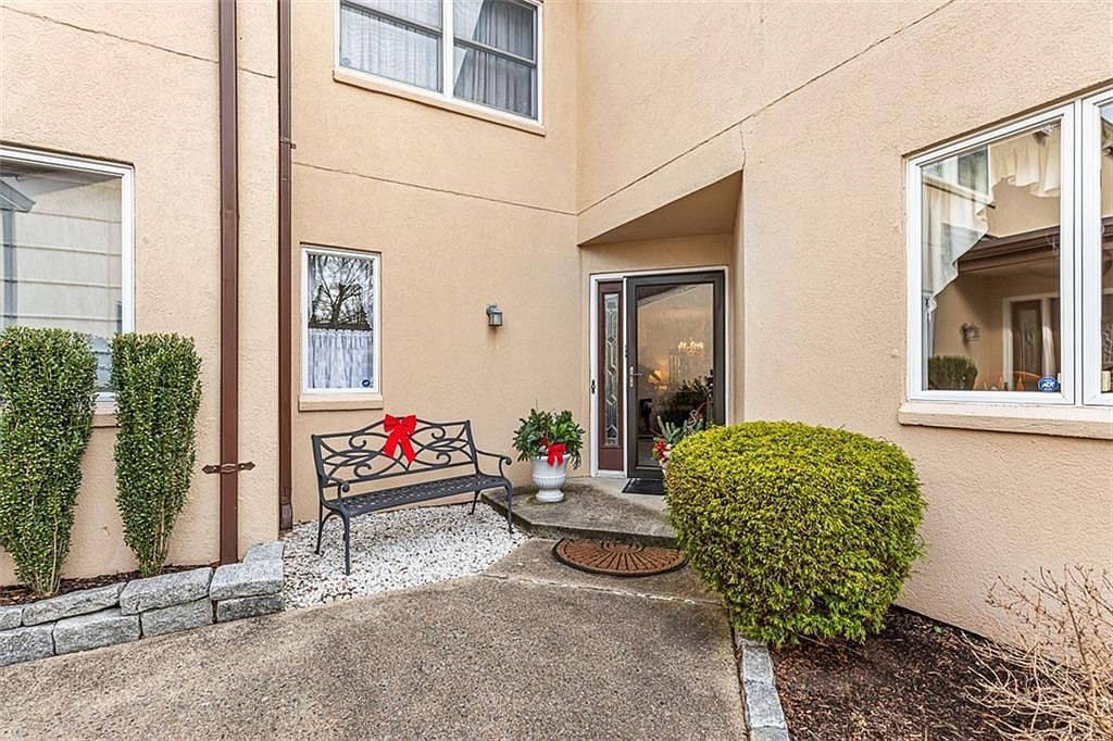 2970 Mendon Rd APT 139 Cumberland, RI 02864 - Thumbnail 4