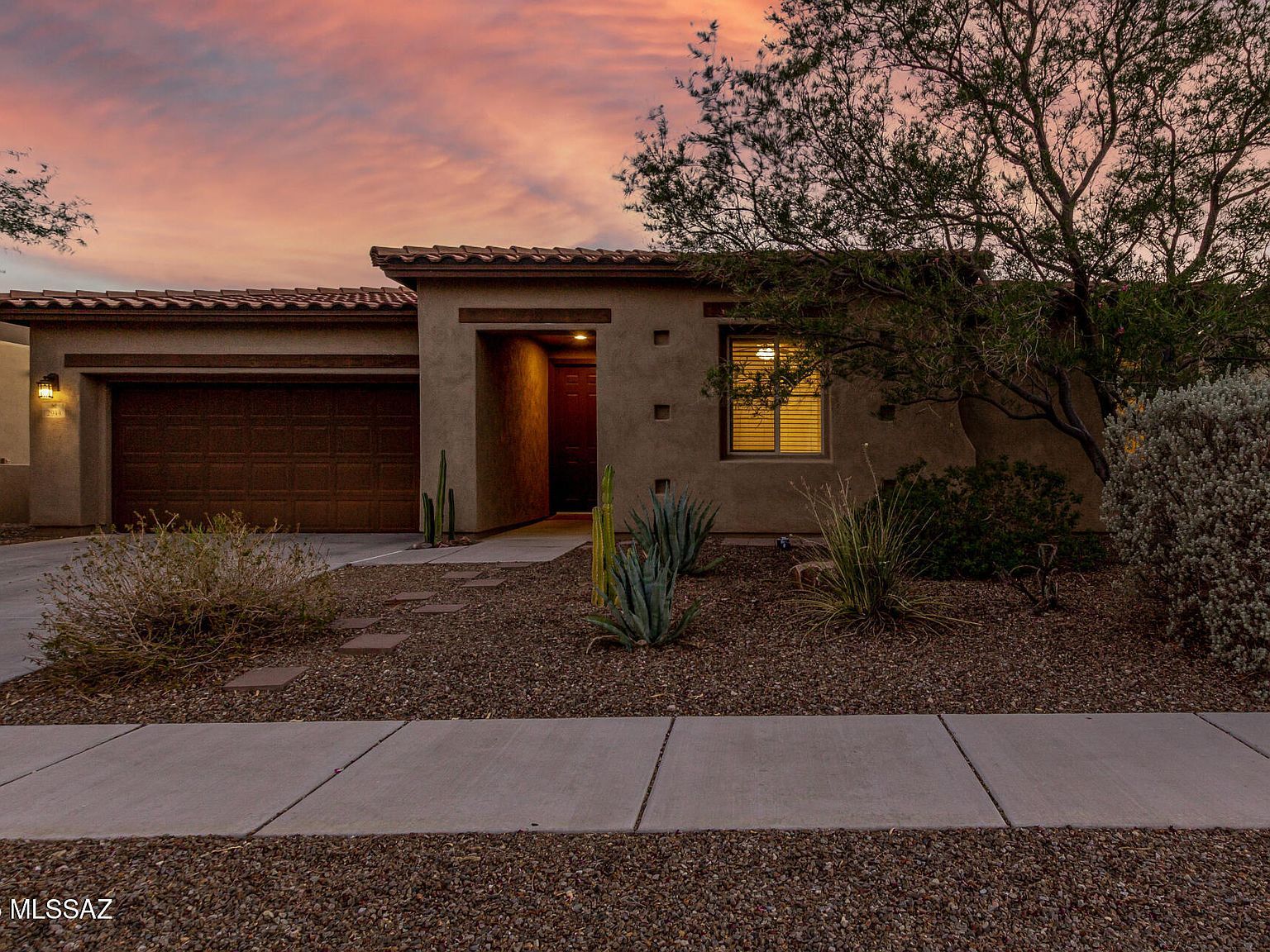 2944 S Smokin Pistol Way Tucson, AZ 85713 - Thumbnail 4