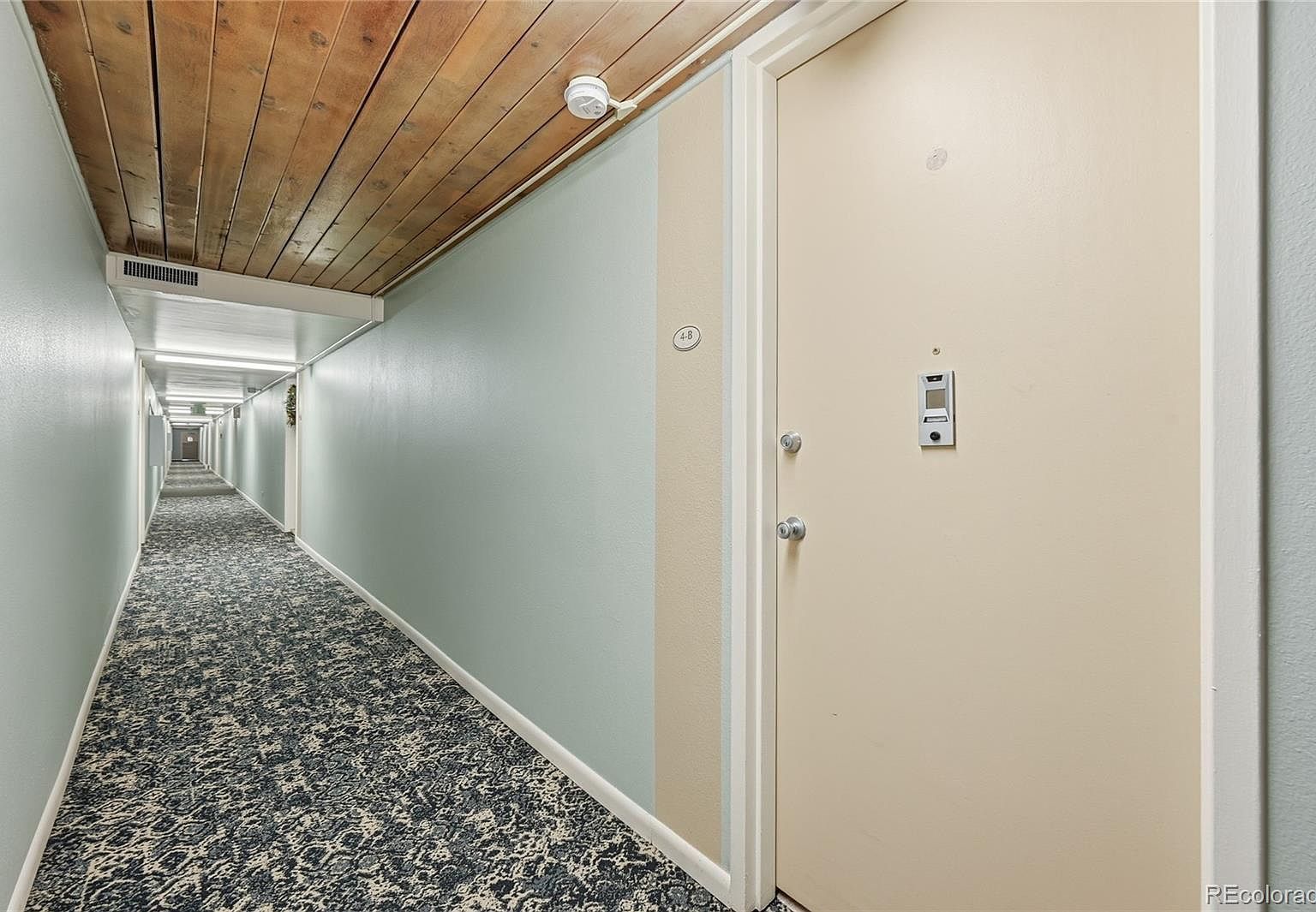 655 S Clinton St APT 4B Denver, CO 80247 - Thumbnail 4