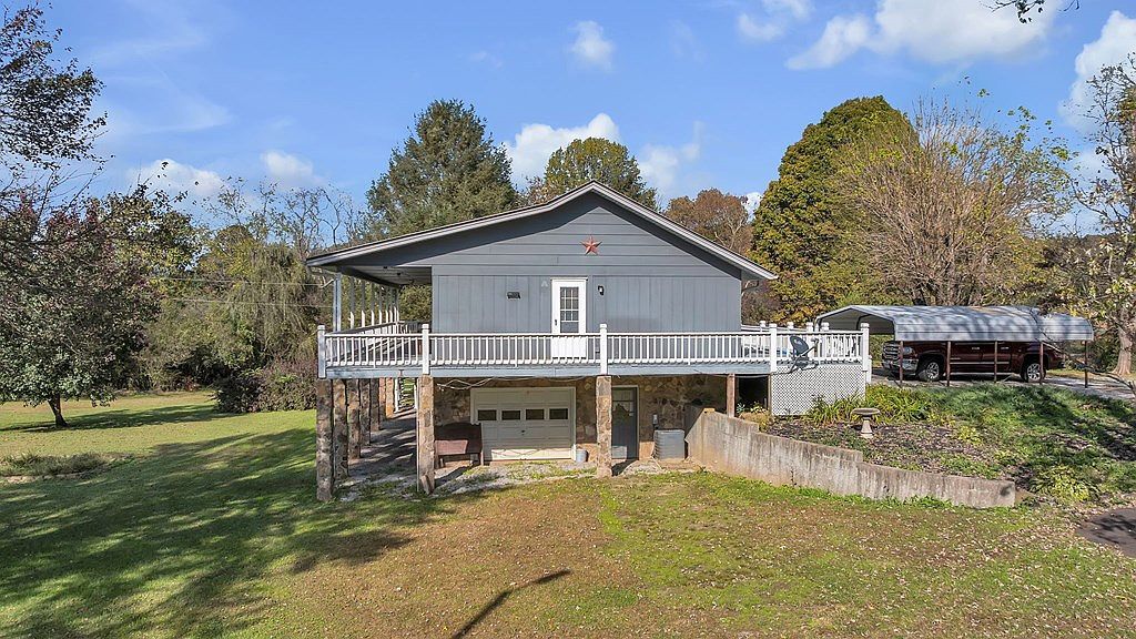 54 S Old Prentiss Rd Franklin, NC 28734 - Thumbnail 4