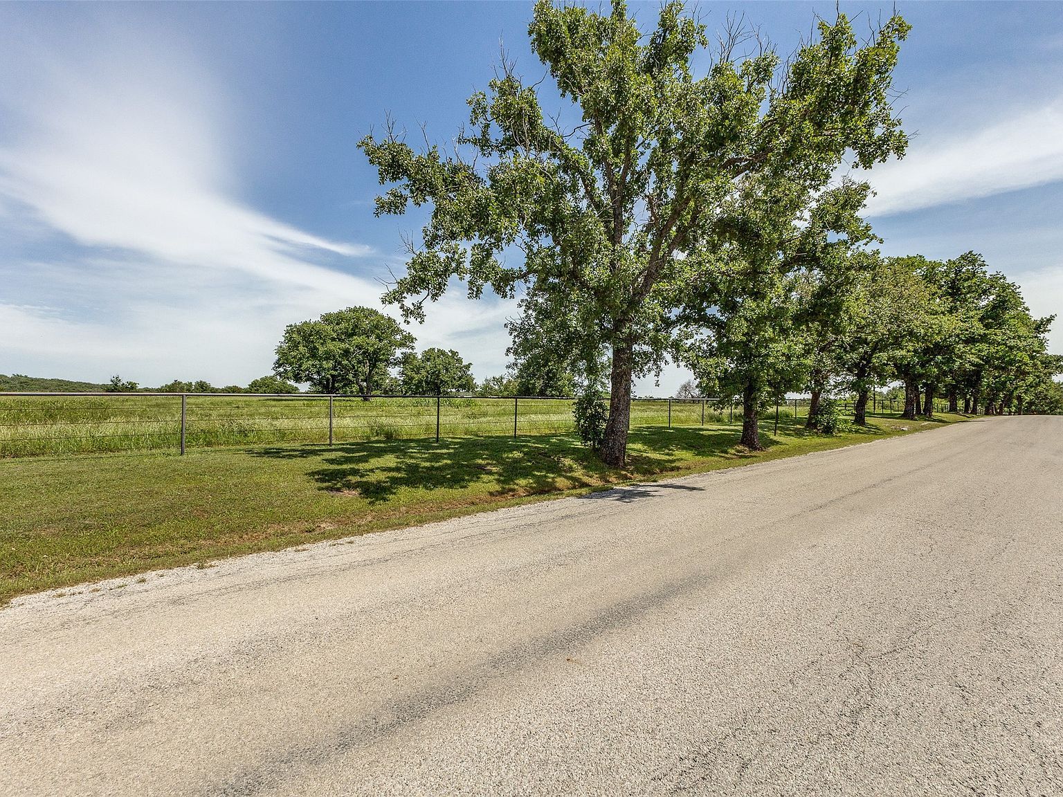 TRACT 2 Wolfhunter Ln Valley View, TX 76272 - Thumbnail 4