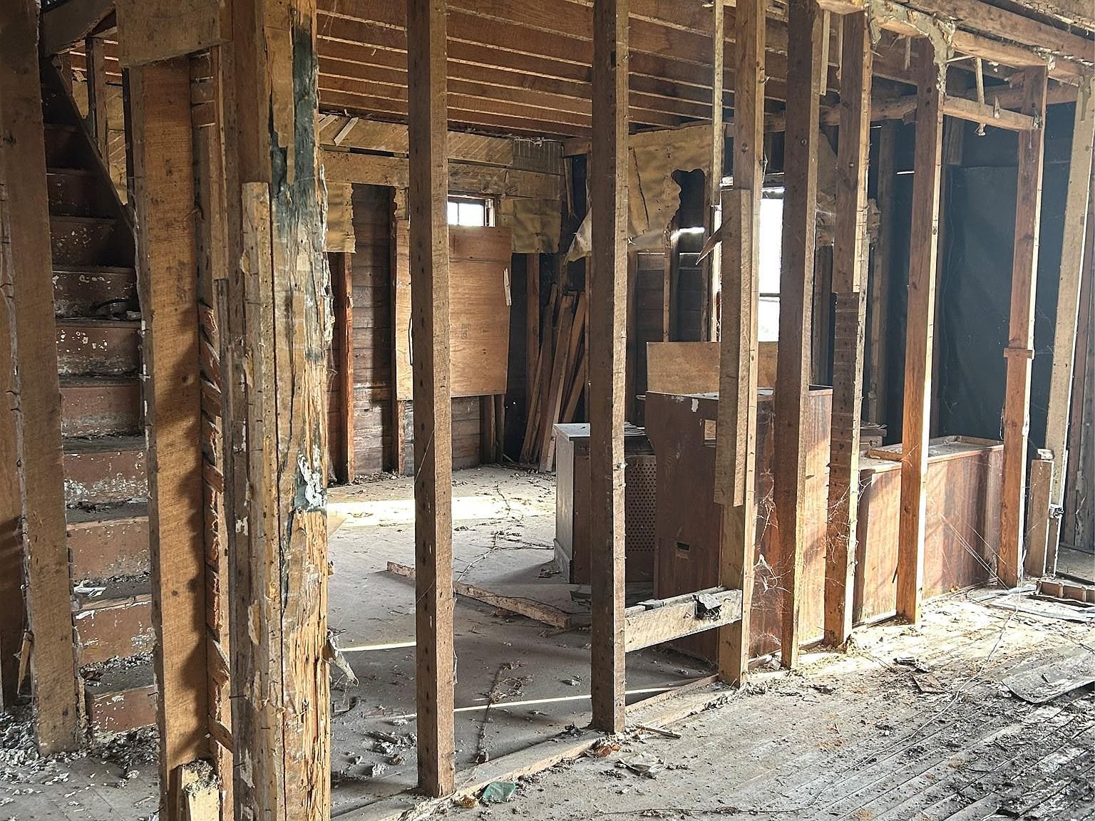 217 E Fulton St Pompeii, MI 48874 - Thumbnail 4