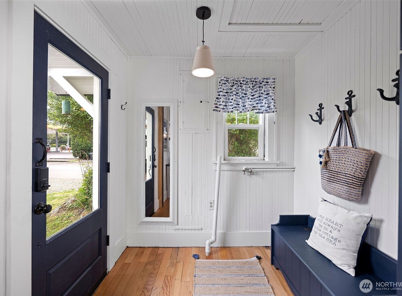 4202 L Pl Seaview, WA 98644 - Thumbnail 4