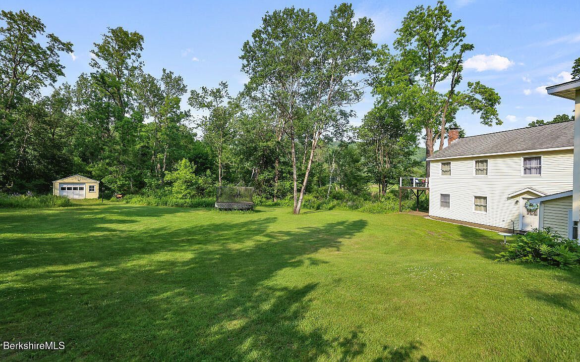 108 Berkshire Dr Williamstown, MA 01267 - Thumbnail 4