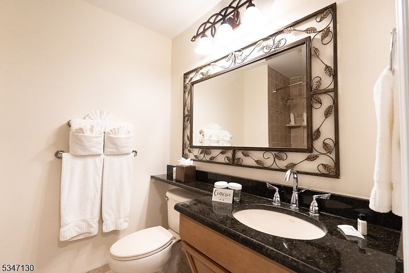 2 Chamonix Dr UNIT 103 Vernon, NJ 07462 - Thumbnail 4