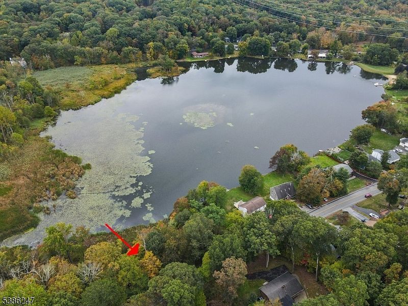 99 Seneca Lake Rd Sparta, NJ 07871 - Thumbnail 4