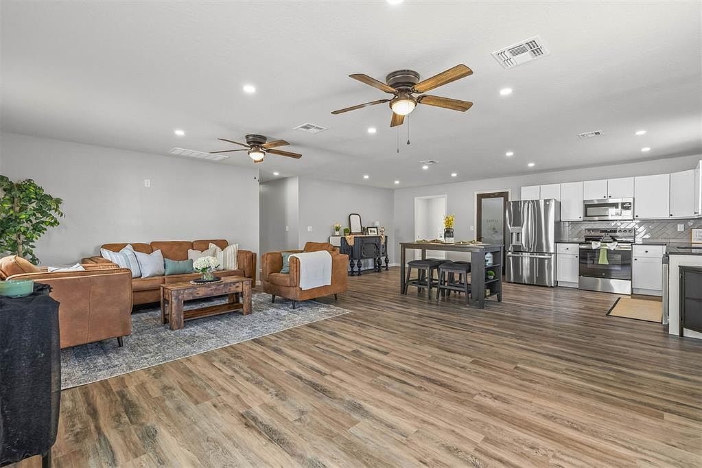 103 N 4th St Cyril, OK 73029 - Thumbnail 4