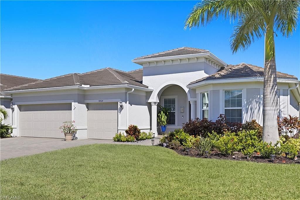 10524 Otter Key Ln Estero, FL 33928 - Thumbnail 4