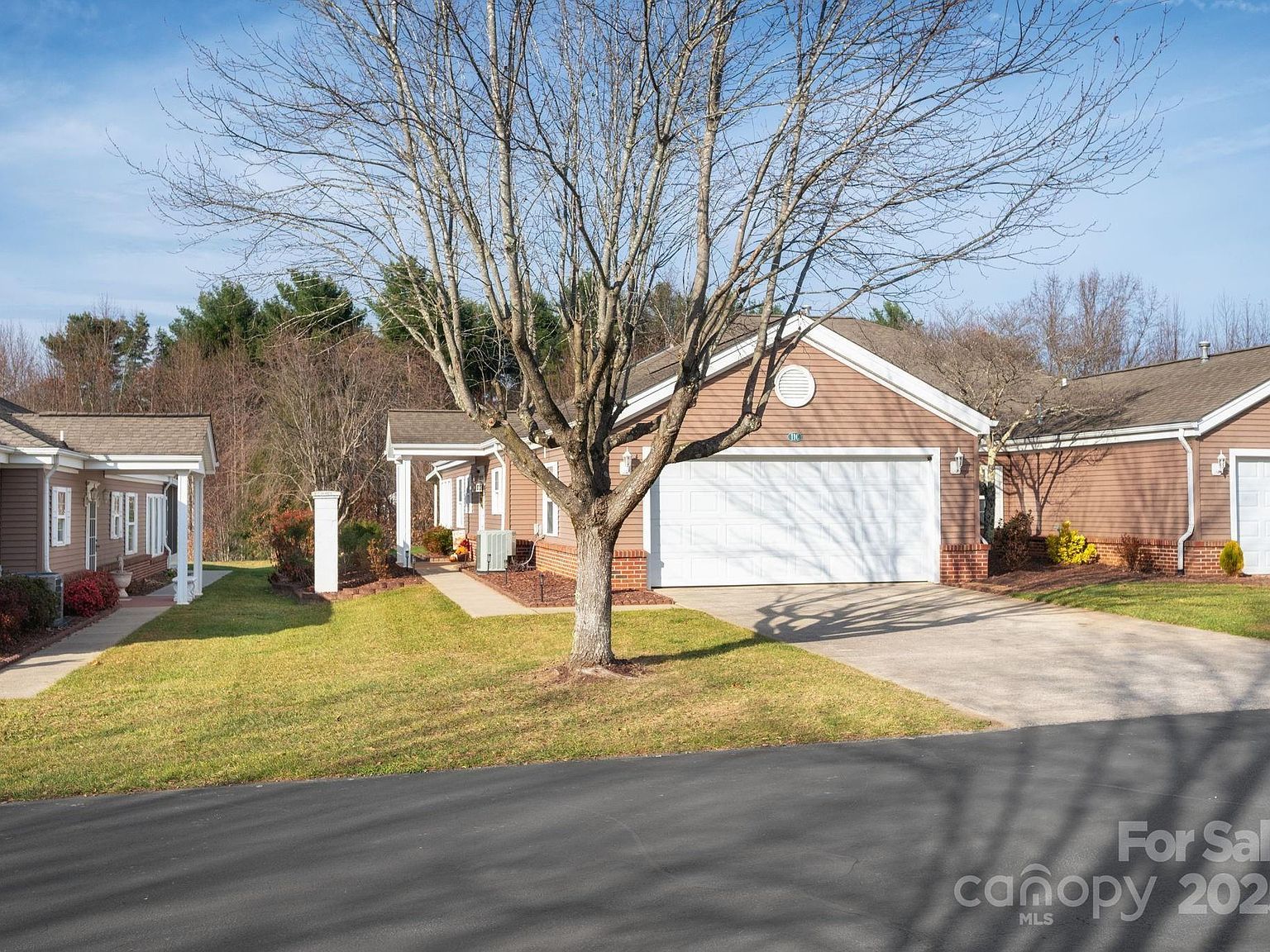 11C Heather Way Candler, NC 28715 - Thumbnail 4