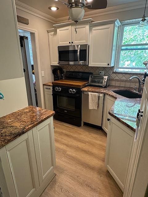 47 Hilltop Acres #47 Yonkers, NY 10704 - Thumbnail 4