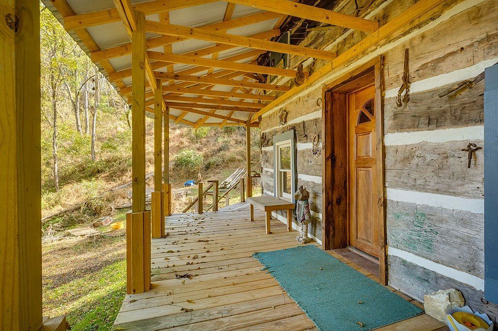 10158 River Mountain Rd Lebanon, VA 24266 - Thumbnail 4