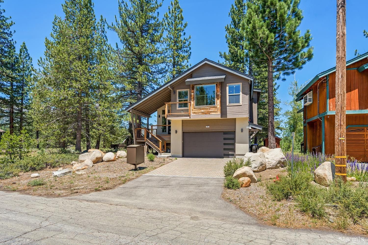 847 Cirugu St South Lake Tahoe, CA 96150 - Thumbnail 4