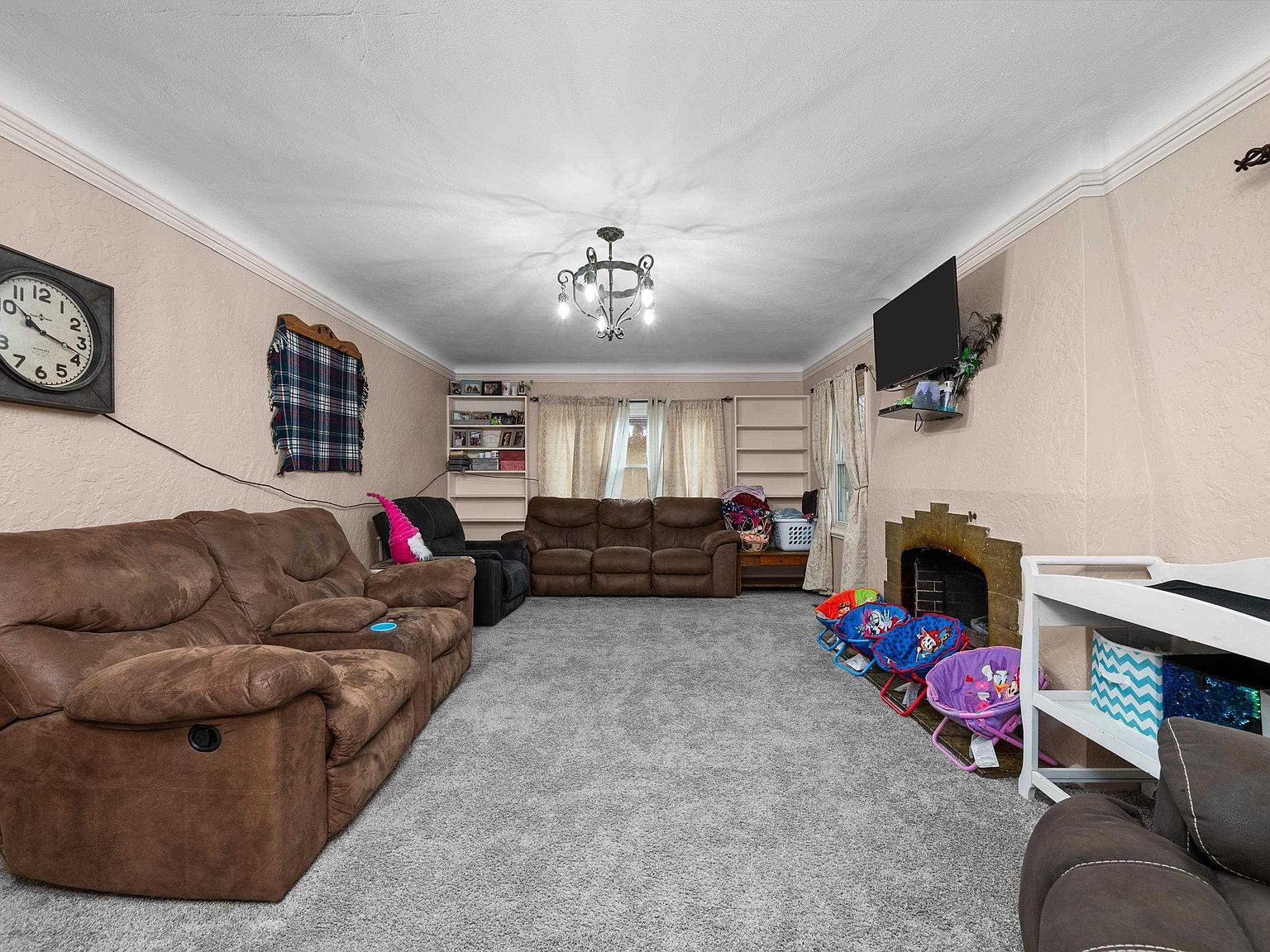 602 S 9th St Clinton, IA 52732 - Thumbnail 4