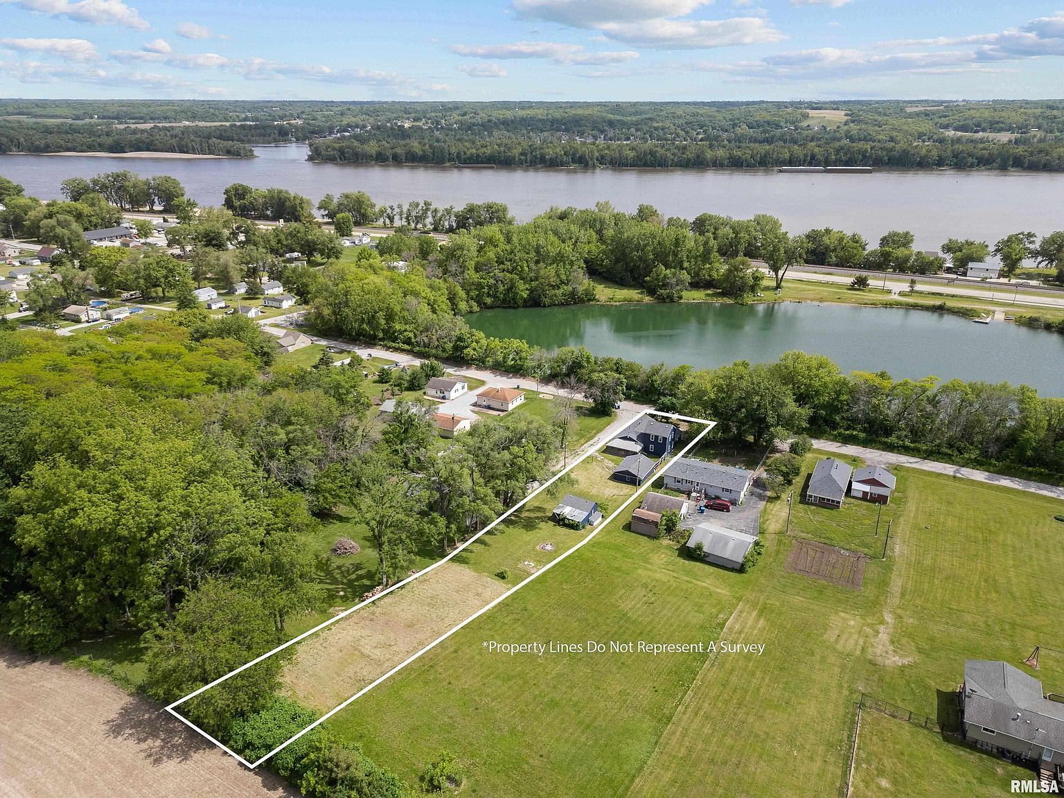 1240 Spruce St Buffalo, IA 52728 - Thumbnail 4