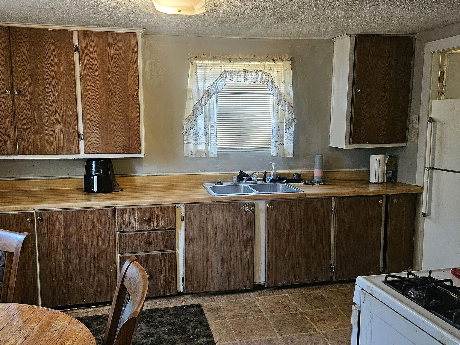 621 Etheridge St Humboldt, TN 38343 - Thumbnail 4