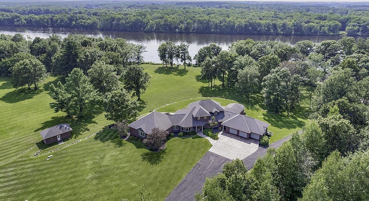 2688 Scenic Dr Stevens Point, WI 54481 - Thumbnail 4